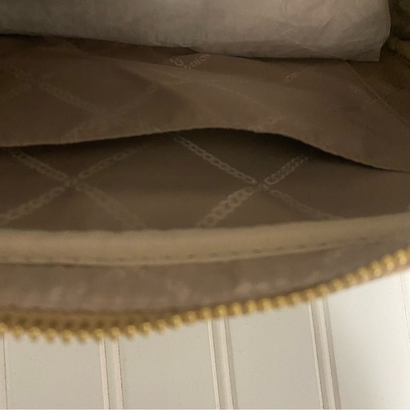 Michael Kors  Logo Jet Set Ballet MD Camera Bag Camel and Brown NWT - Picture 8 of 11